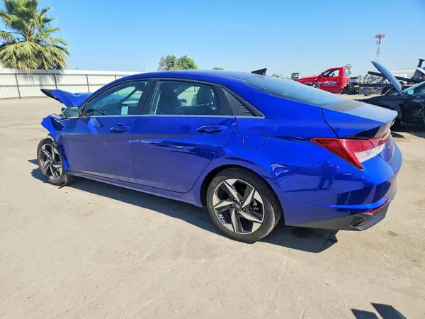 KMHLP4AG6PU400879 2023 HYUNDAI ELANTRA - Image 2