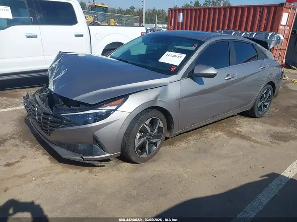 KMHLP4AG6PU406214 2023 HYUNDAI ELANTRA - Image 2