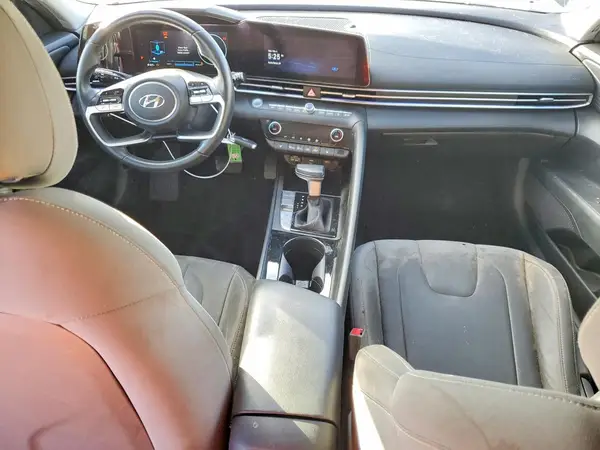KMHLP4AG6PU427869 2023 HYUNDAI ELANTRA - Image 8