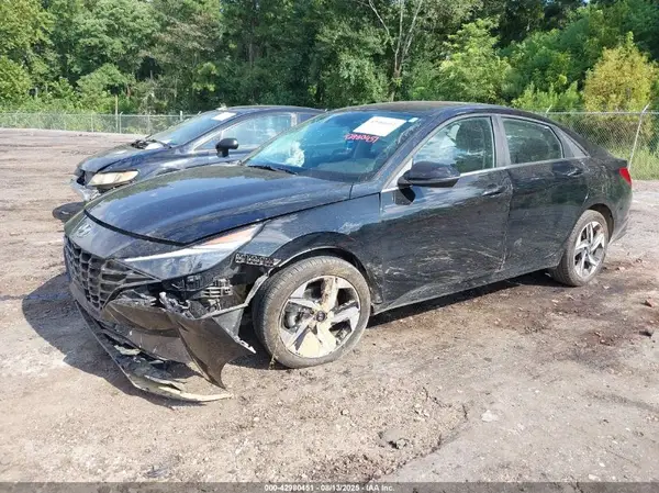 KMHLP4AG6PU560227 2023 HYUNDAI ELANTRA - Image 2