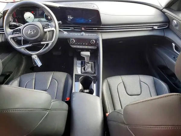 KMHLP4AG6PU561121 2023 HYUNDAI ELANTRA - Image 8
