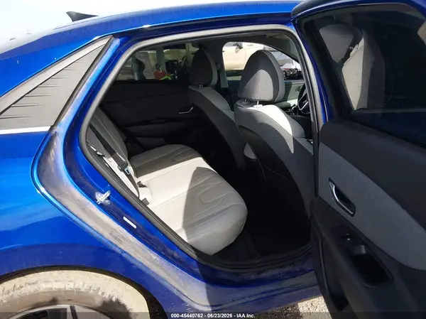 KMHLP4AG6PU582440 2023 HYUNDAI ELANTRA - Image 8