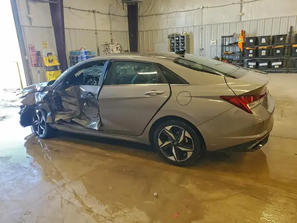 KMHLP4AG7MU112302 2021 HYUNDAI ELANTRA - Image 2