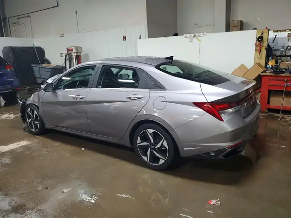 KMHLP4AG7MU115720 2021 HYUNDAI ELANTRA - Image 2
