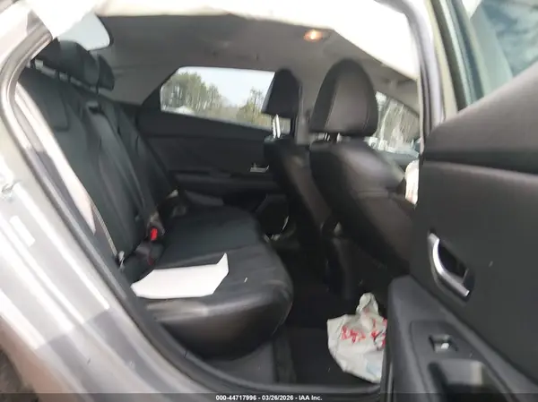 KMHLP4AG7NU218685 2022 HYUNDAI ELANTRA - Image 8