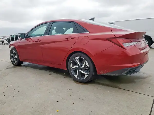 KMHLP4AG7NU225006 2022 HYUNDAI ELANTRA - Image 2