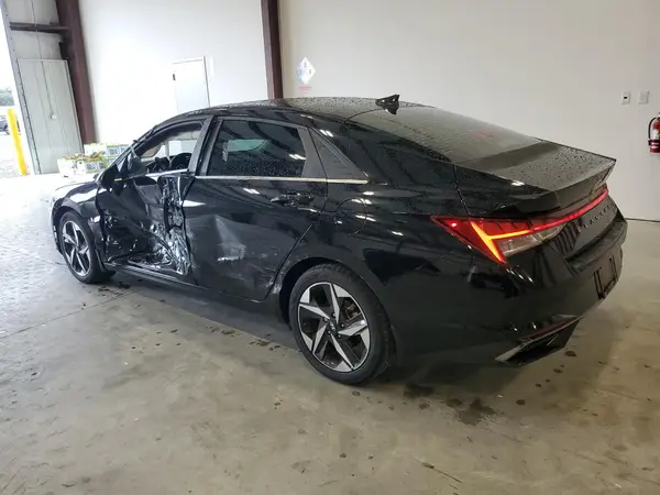 KMHLP4AG7NU244946 2022 HYUNDAI ELANTRA - Image 2