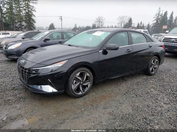 KMHLP4AG7NU261438 2022 HYUNDAI ELANTRA - Image 2