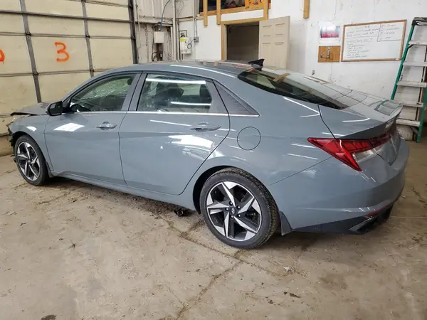 KMHLP4AG7NU265750 2022 HYUNDAI ELANTRA - Image 2