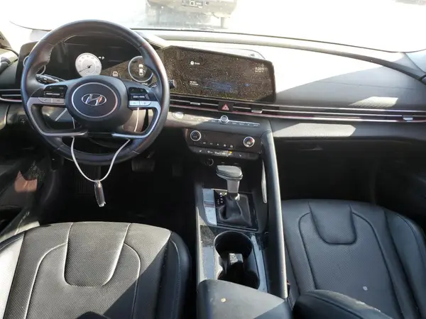 KMHLP4AG7NU330208 2022 HYUNDAI ELANTRA - Image 8