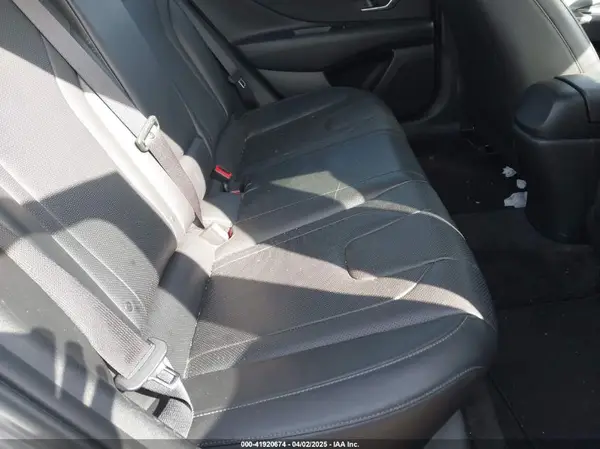 KMHLP4AG7NU366982 2022 HYUNDAI ELANTRA - Image 8