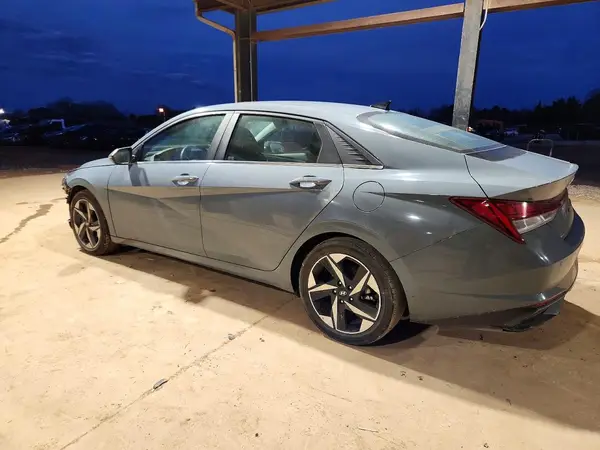 KMHLP4AG7PU378066 2023 HYUNDAI ELANTRA - Image 2