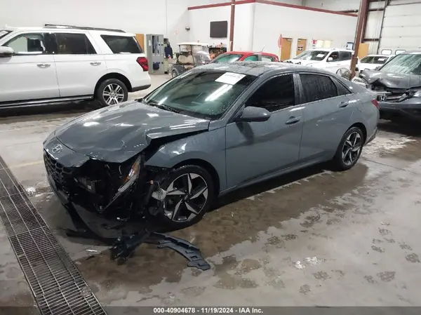 KMHLP4AG7PU401622 2023 HYUNDAI ELANTRA - Image 2