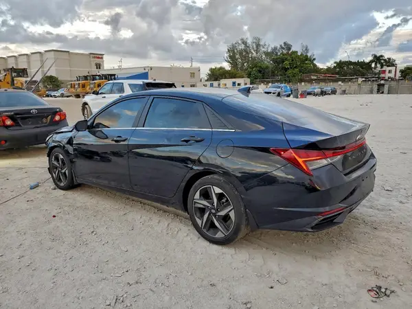 KMHLP4AG7PU505897 2023 HYUNDAI ELANTRA - Image 2