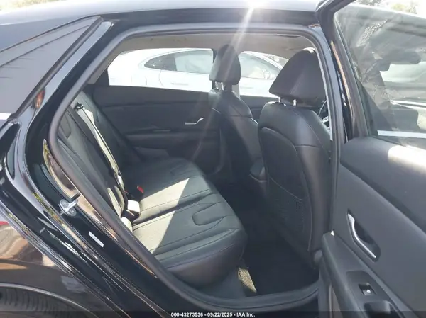 KMHLP4AG7PU521758 2023 HYUNDAI ELANTRA - Image 8