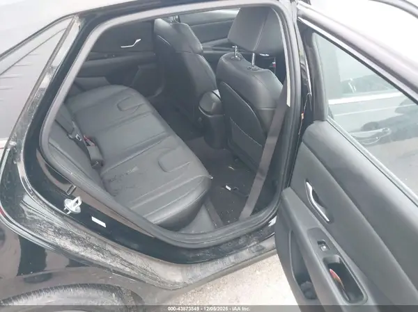 KMHLP4AG7PU570930 2023 HYUNDAI ELANTRA - Image 8