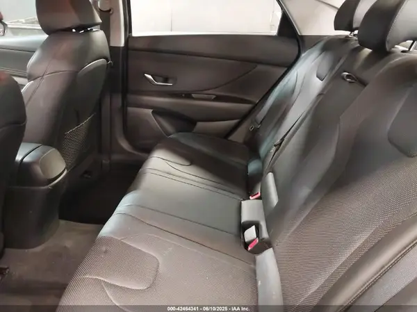 KMHLP4AG8MU071260 2021 HYUNDAI ELANTRA - Image 8
