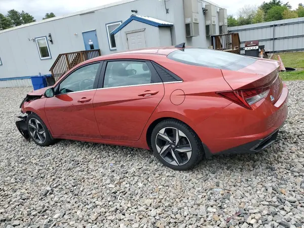 KMHLP4AG8NU334168 2022 HYUNDAI ELANTRA - Image 2