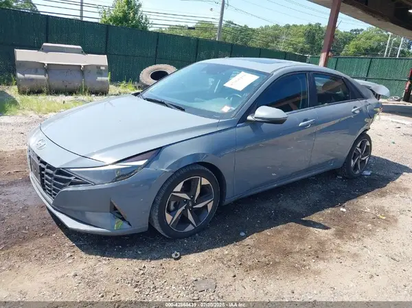 KMHLP4AG8PU376570 2023 HYUNDAI ELANTRA - Image 2