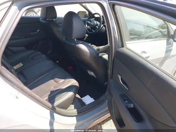 KMHLP4AG8PU376570 2023 HYUNDAI ELANTRA - Image 8