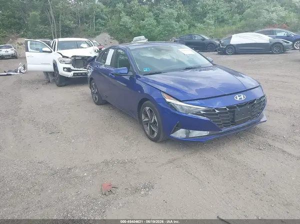 KMHLP4AG8PU378352 2023 HYUNDAI ELANTRA - Image 1