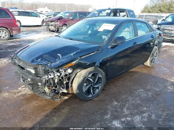 KMHLP4AG8PU402293 2023 HYUNDAI ELANTRA - Image 2