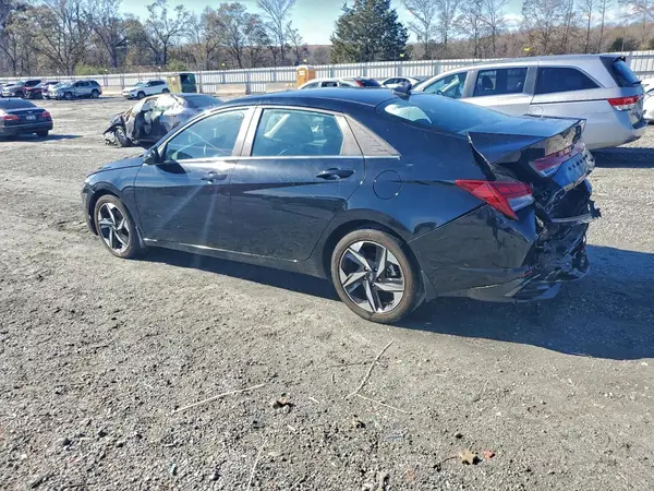KMHLP4AG8PU403931 2023 HYUNDAI ELANTRA - Image 2