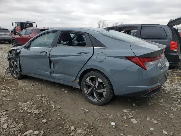 KMHLP4AG8PU450358 2023 HYUNDAI ELANTRA - Image 2