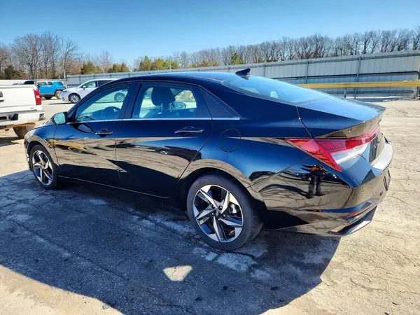 KMHLP4AG8PU502586 2023 HYUNDAI ELANTRA - Image 2