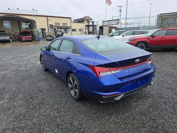 KMHLP4AG8PU520084 2023 HYUNDAI ELANTRA - Image 2