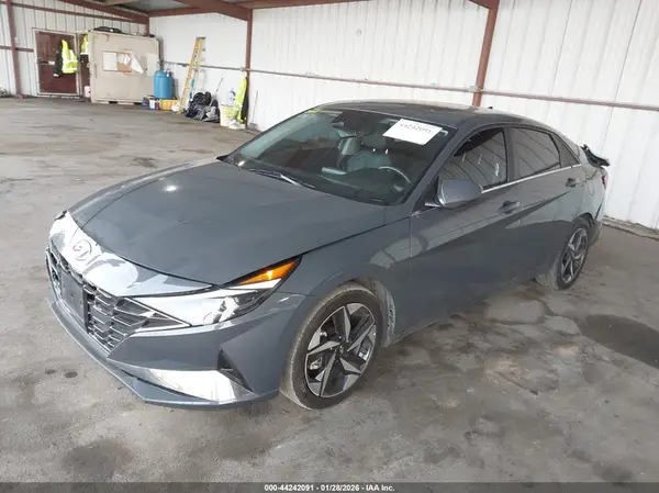 KMHLP4AG8PU592998 2023 HYUNDAI ELANTRA - Image 2