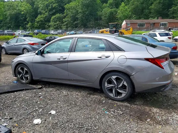 KMHLP4AG9MU071543 2021 HYUNDAI ELANTRA - Image 2