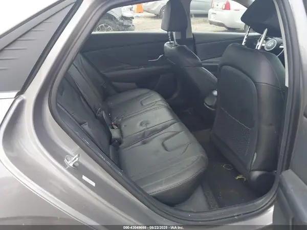 KMHLP4AG9PU377338 2023 HYUNDAI ELANTRA - Image 8