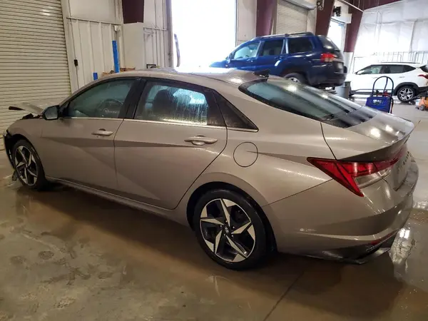 KMHLP4AG9PU402268 2023 HYUNDAI ELANTRA - Image 2