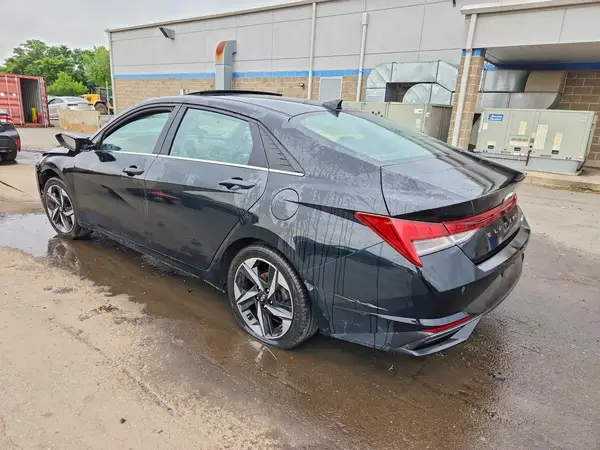 KMHLP4AG9PU430510 2023 HYUNDAI ELANTRA - Image 2