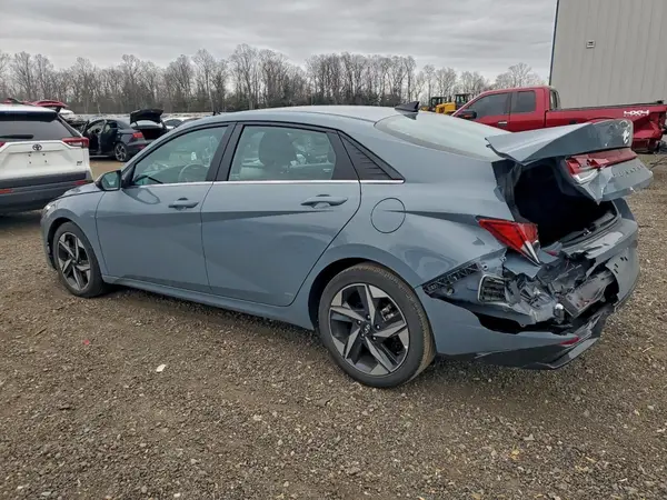 KMHLP4AG9PU454645 2023 HYUNDAI ELANTRA - Image 2