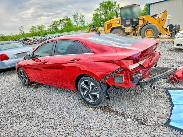 KMHLP4AG9PU468934 2023 HYUNDAI ELANTRA - Image 2