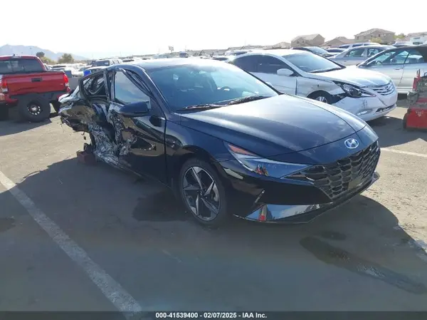 KMHLP4AG9PU505917 2023 HYUNDAI ELANTRA - Image 1