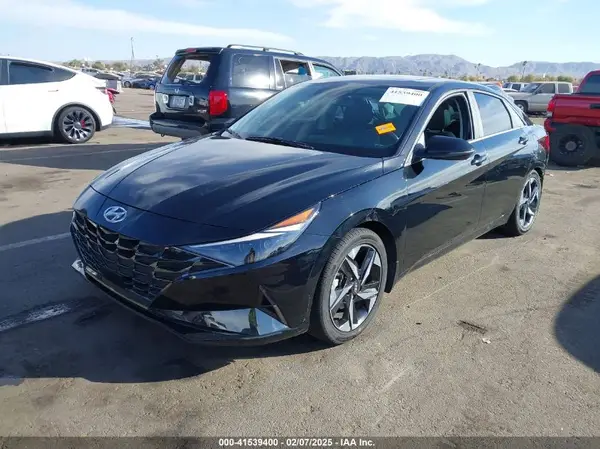 KMHLP4AG9PU505917 2023 HYUNDAI ELANTRA - Image 2
