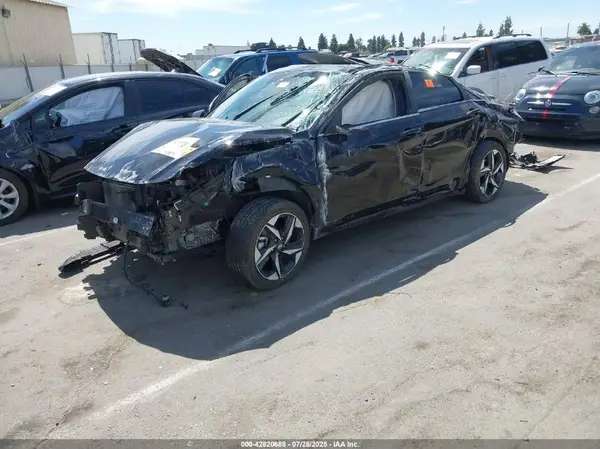 KMHLP4AG9PU505920 2023 HYUNDAI ELANTRA - Image 2