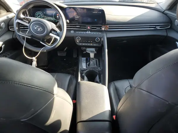 KMHLP4AG9PU507490 2023 HYUNDAI ELANTRA - Image 8
