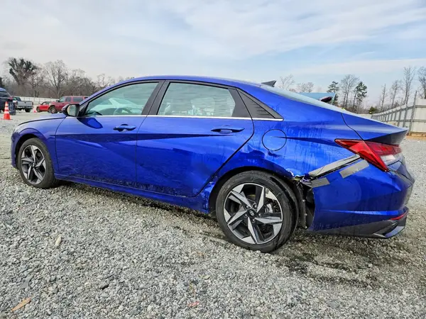 KMHLP4AG9PU583341 2023 HYUNDAI ELANTRA - Image 2