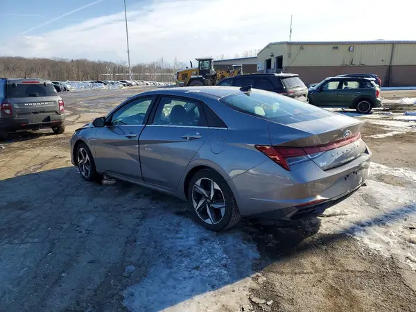 KMHLP4AG9PU599572 2023 HYUNDAI ELANTRA - Image 2