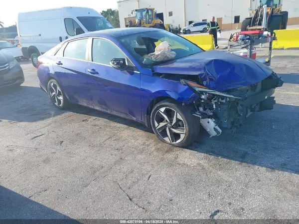 KMHLP4AG9PU607976 2023 HYUNDAI ELANTRA - Image 1