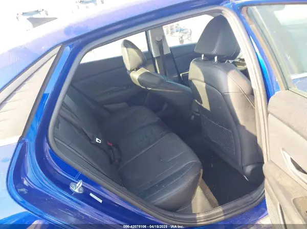 KMHLP4AG9PU607976 2023 HYUNDAI ELANTRA - Image 8
