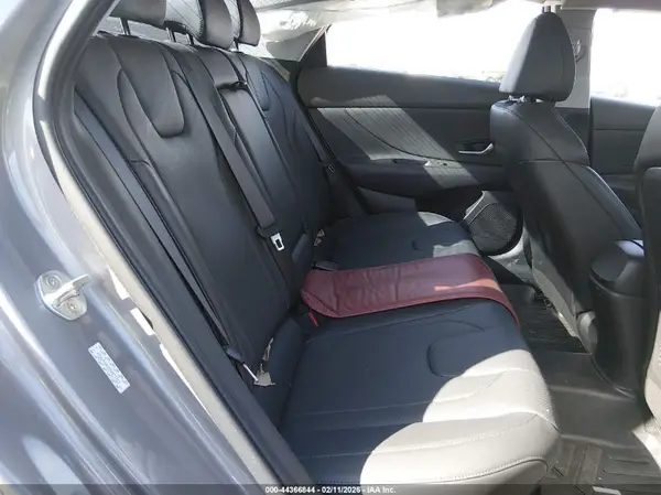 KMHLP4AGXMU071311 2021 HYUNDAI ELANTRA - Image 8
