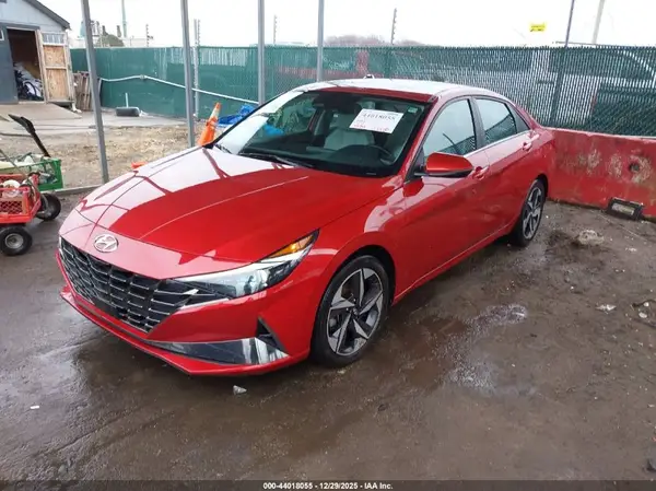 KMHLP4AGXMU098136 2021 HYUNDAI ELANTRA - Image 2