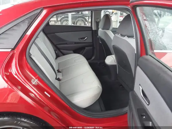 KMHLP4AGXMU098136 2021 HYUNDAI ELANTRA - Image 8