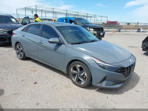 KMHLP4AGXNU341963 2022 HYUNDAI ELANTRA - Image 1