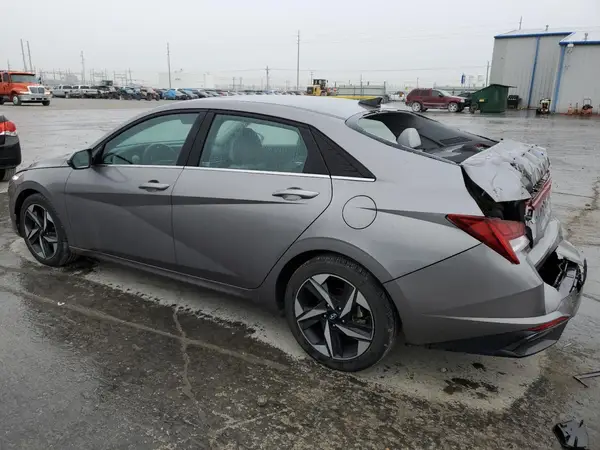 KMHLP4AGXNU345642 2022 HYUNDAI ELANTRA - Image 2